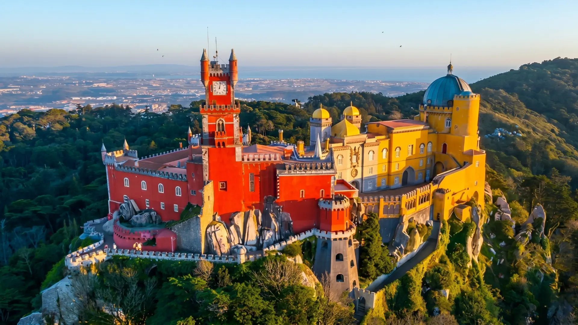 Featured image of post Sintra Uncovered: The Complete Guide to Portugal’s Fairytale Escape