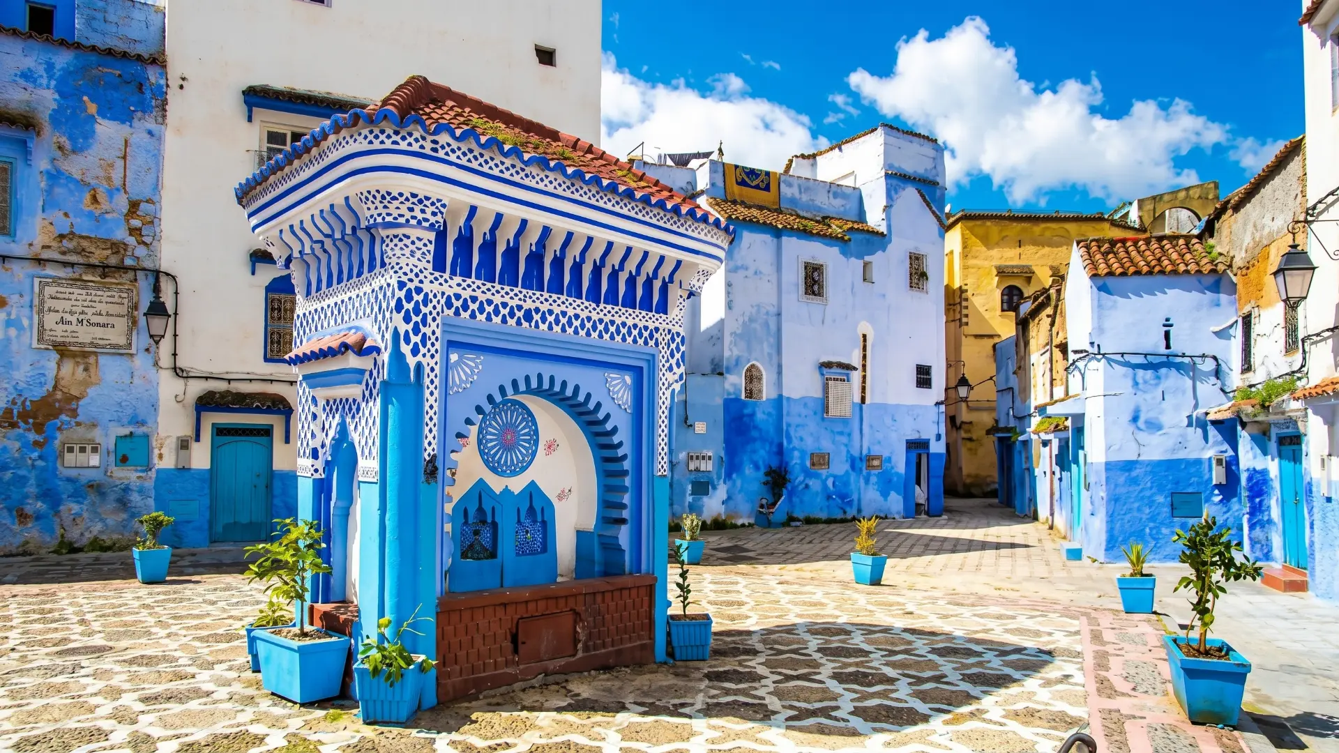 Place El Haouta in Chefchaouen